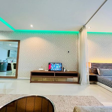 Regalia Suites & Residence By Enjoy Your Stay クアラルンプール エクステリア 写真