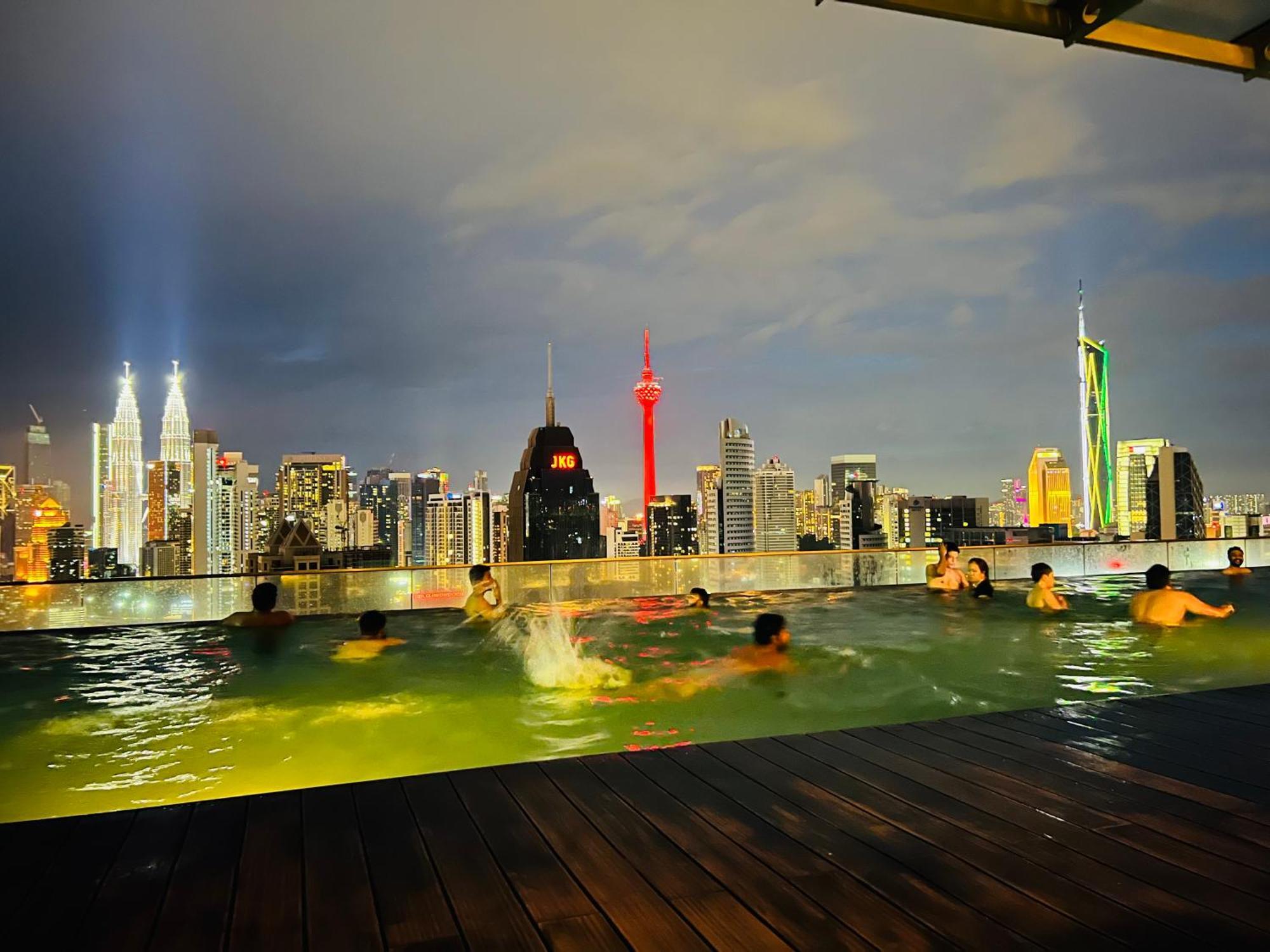 Regalia Suites & Residence By Enjoy Your Stay クアラルンプール エクステリア 写真
