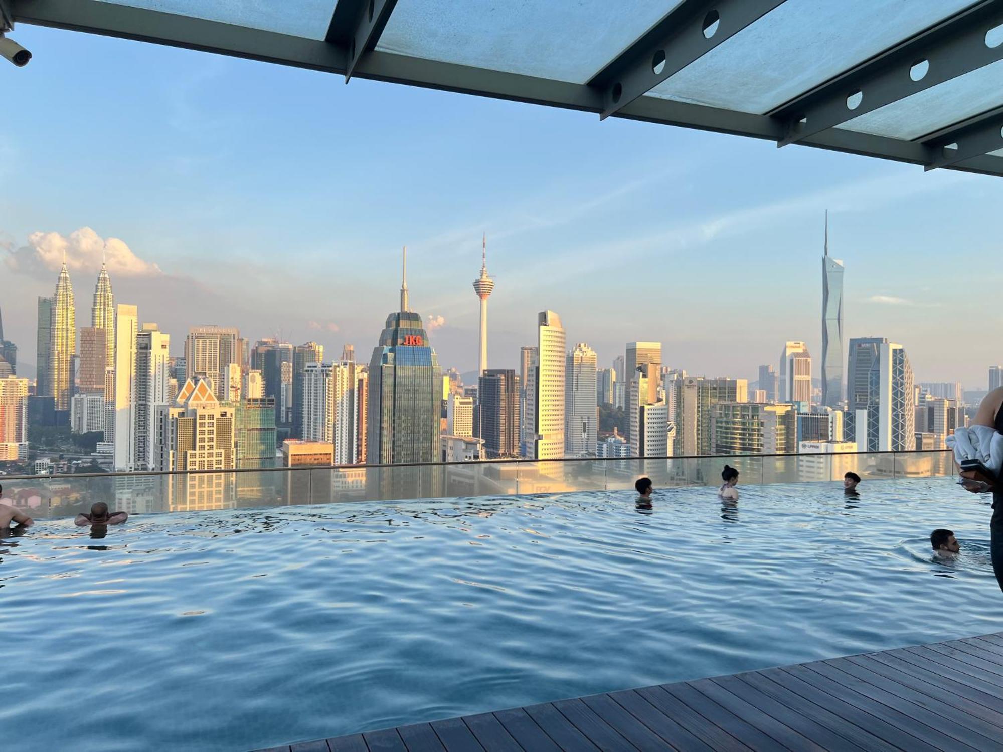 Regalia Suites & Residence By Enjoy Your Stay クアラルンプール エクステリア 写真
