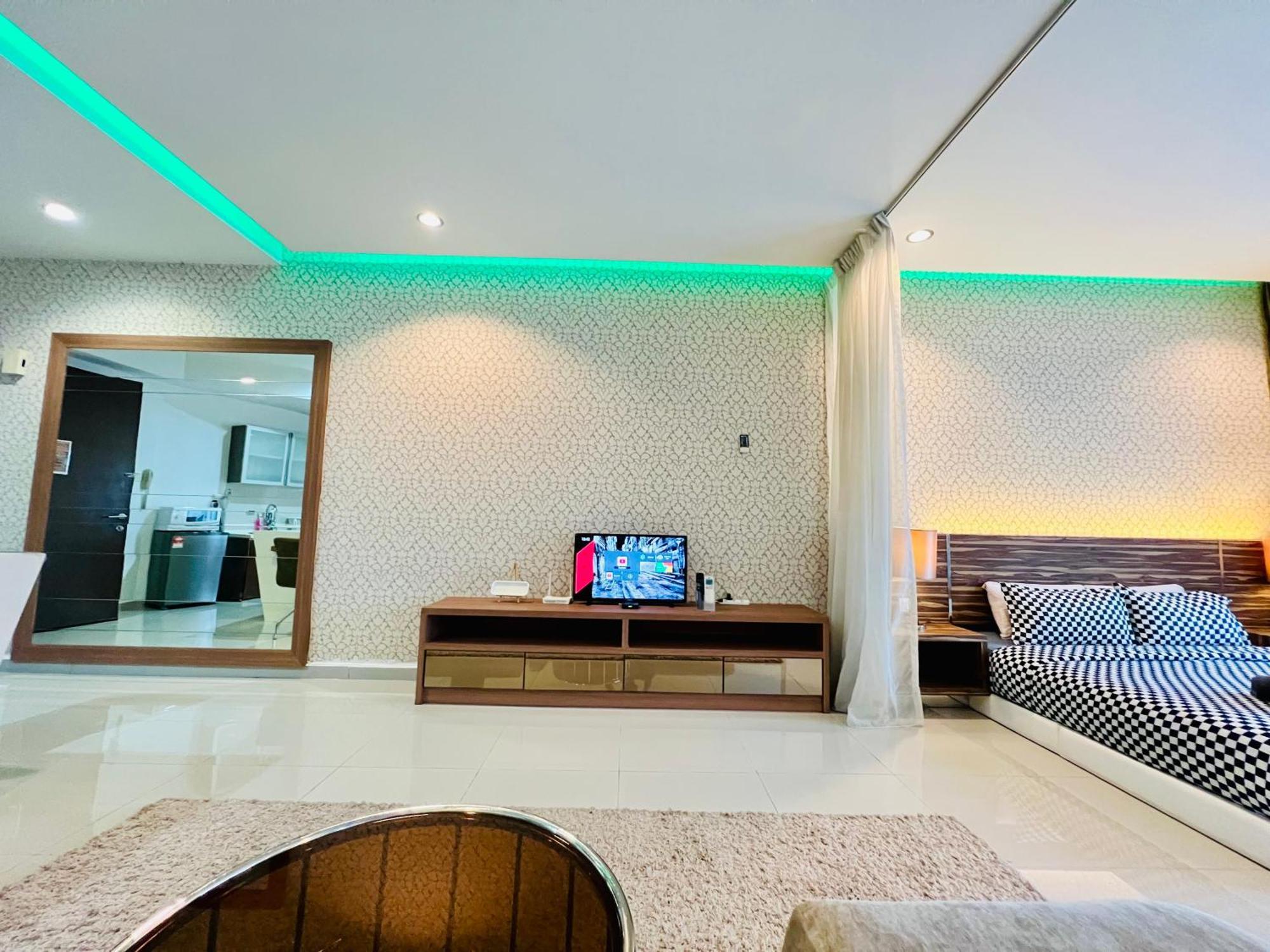 Regalia Suites & Residence By Enjoy Your Stay クアラルンプール エクステリア 写真