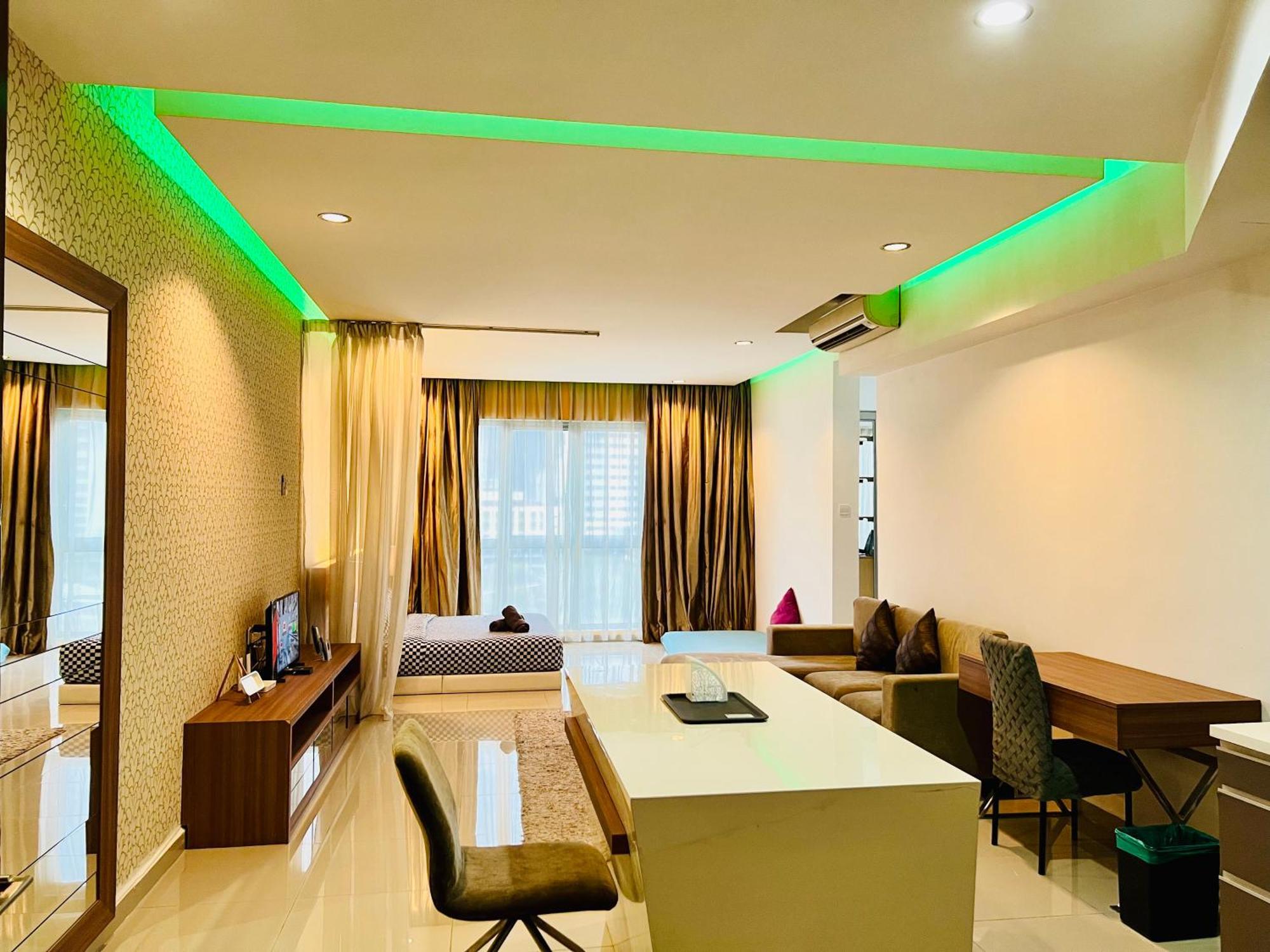 Regalia Suites & Residence By Enjoy Your Stay クアラルンプール エクステリア 写真