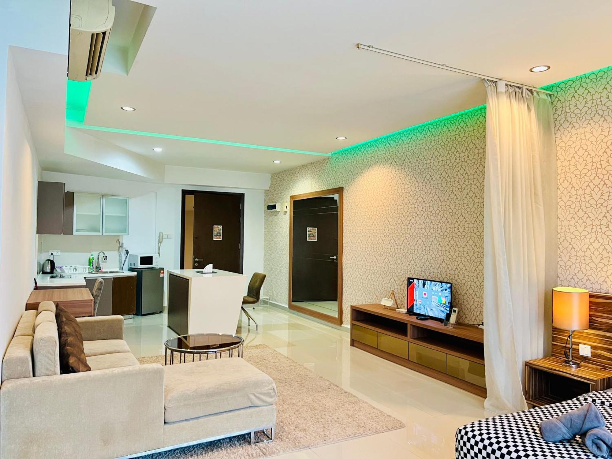 Regalia Suites & Residence By Enjoy Your Stay クアラルンプール エクステリア 写真